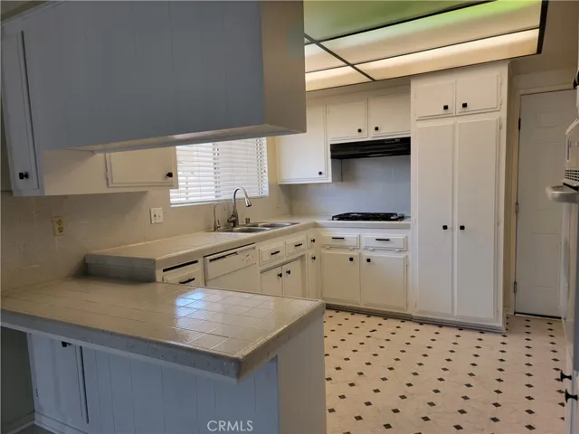 465 Hermosa Street, Hemet, California 92543
