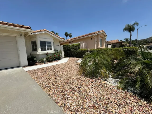 27554 Alta Vista Way, Menifee, California 92585