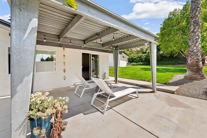 5559 Royal Hill Drive, Riverside, California 92506