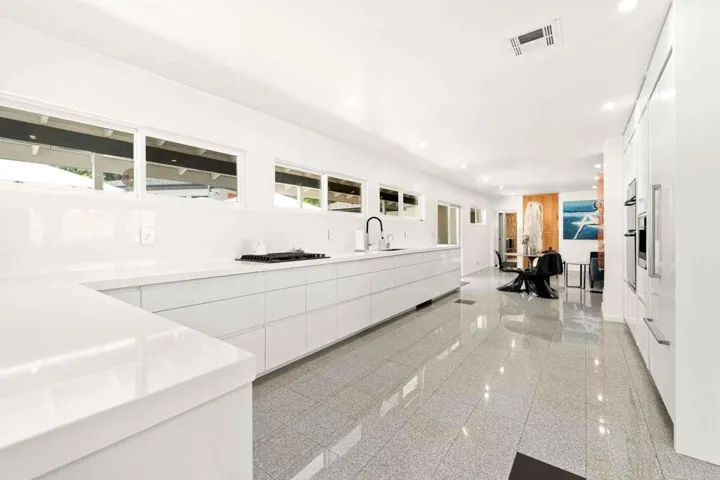 5559 Royal Hill Drive, Riverside, California 92506