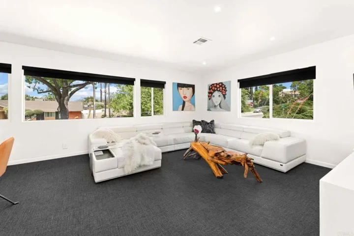 5559 Royal Hill Drive, Riverside, California 92506