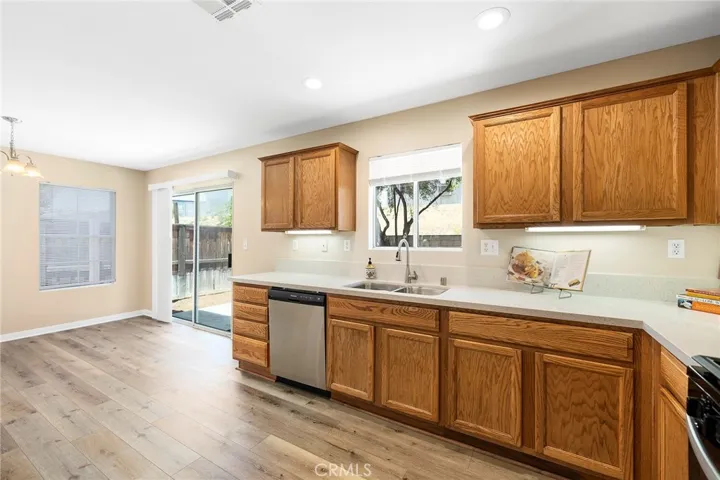 New quartz countertops