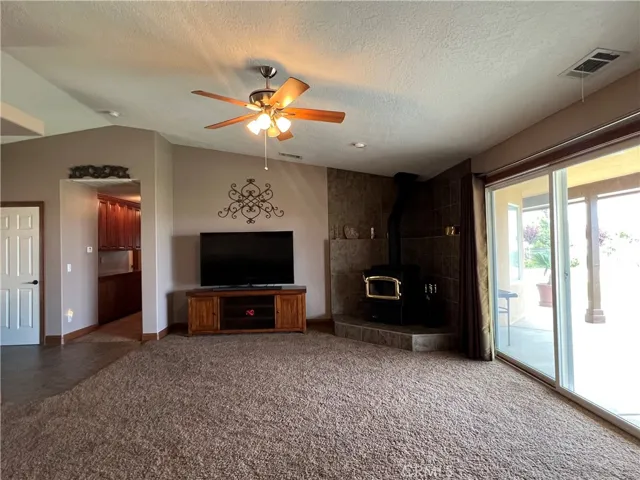 10023 Mirandy Way, Oak Hills, California 92344