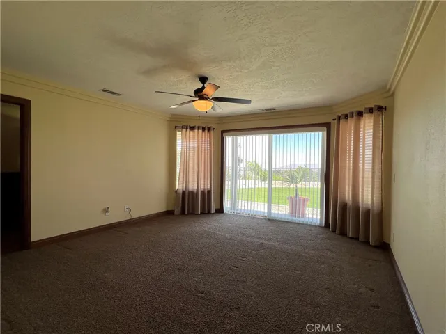 10023 Mirandy Way, Oak Hills, California 92344