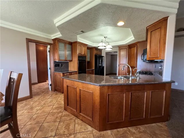 10023 Mirandy Way, Oak Hills, California 92344