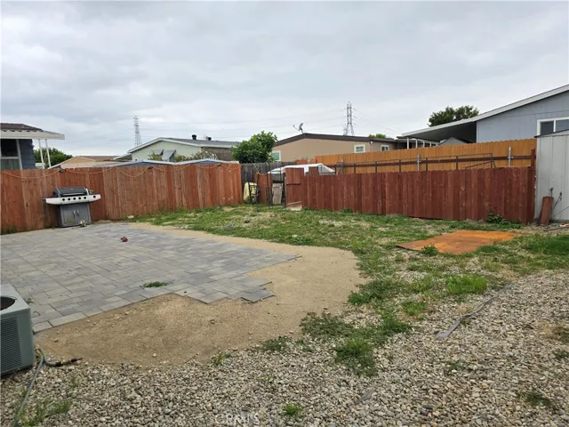 3595 Santa Fe Avenue, Long Beach, California 90810