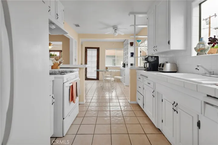 4325 Lindsey Avenue, Pico Rivera, California 90660