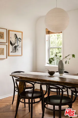 2380 Lake View Avenue, Los Angeles, California 90039