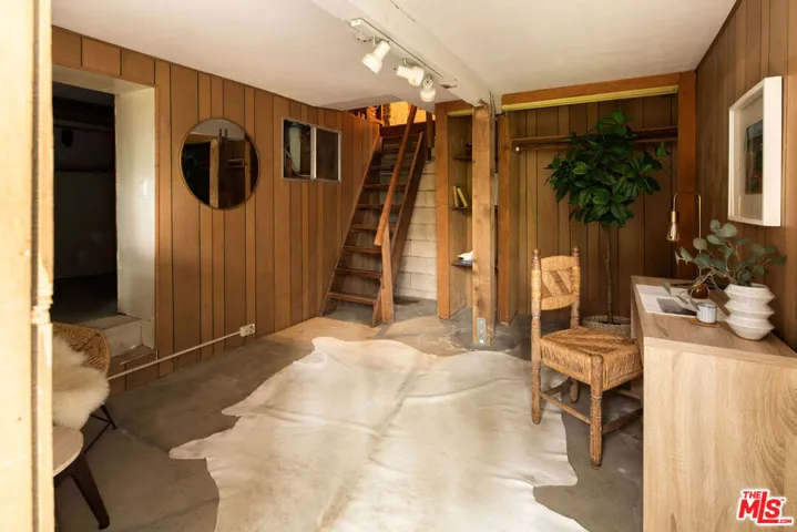 2380 Lake View Avenue, Los Angeles, California 90039
