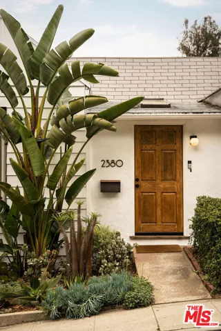 2380 Lake View Avenue, Los Angeles, California 90039