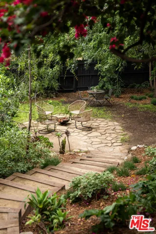 2380 Lake View Avenue, Los Angeles, California 90039