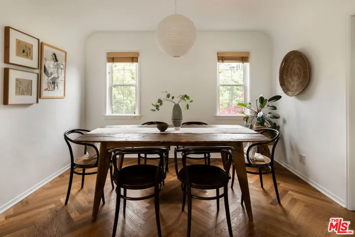 2380 Lake View Avenue, Los Angeles, California 90039