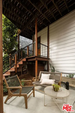2380 Lake View Avenue, Los Angeles, California 90039