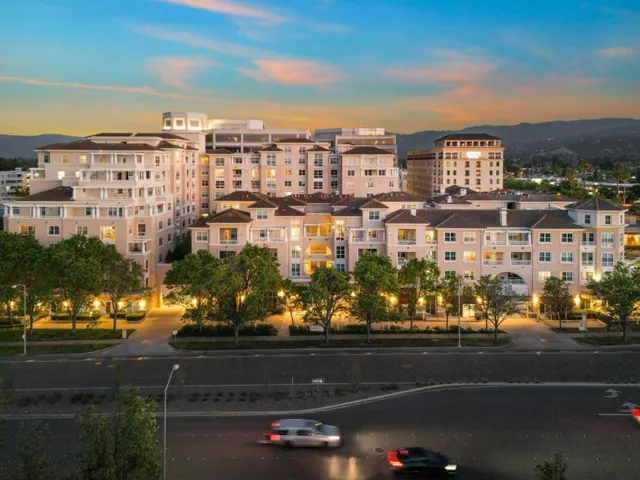20488 Stevens Creek Boulevard 2204, Cupertino, California 95014