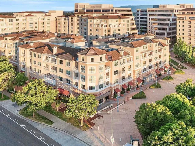 20488 Stevens Creek Boulevard 2204, Cupertino, California 95014
