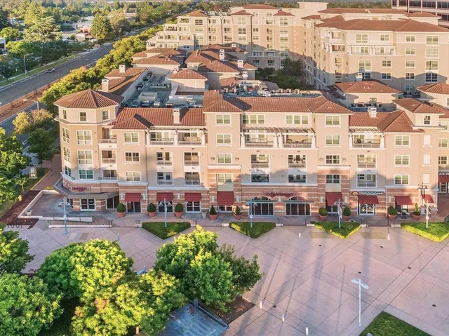 20488 Stevens Creek Boulevard 2204, Cupertino, California 95014