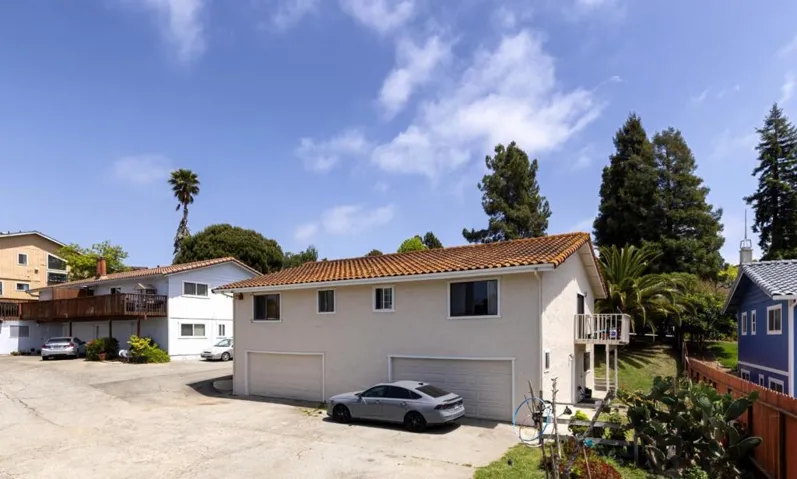 Holm Road, Watsonville, California 95076