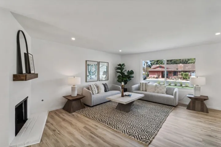 13612 Pequot Drive, Poway, California 92064
