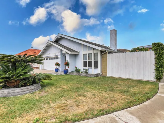 6962 Emerson Drive, Buena Park, California 90620