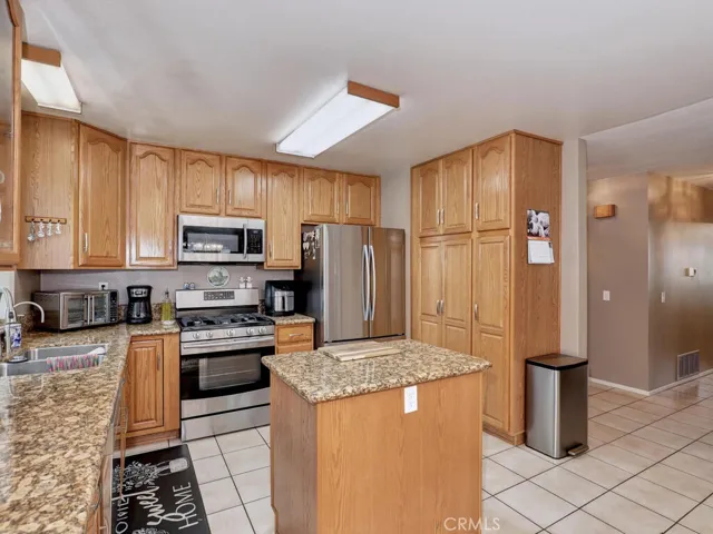6962 Emerson Drive, Buena Park, California 90620