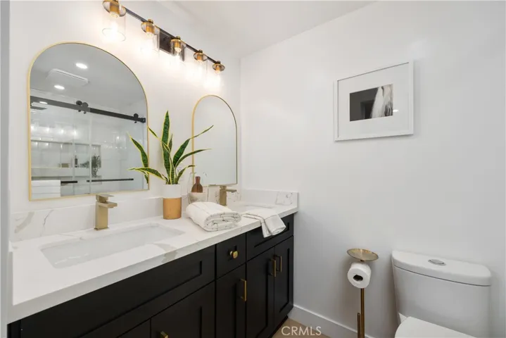 25042 Owens Lake Circle, Lake Forest, California 92630