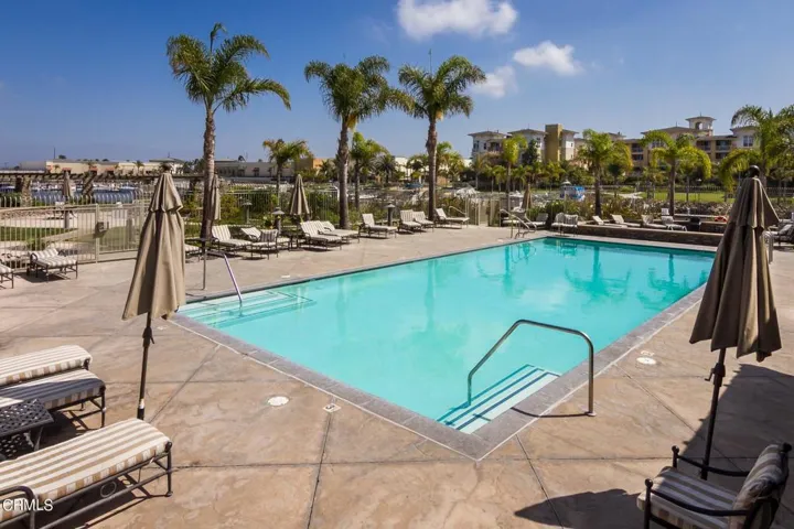 Seabridge pool