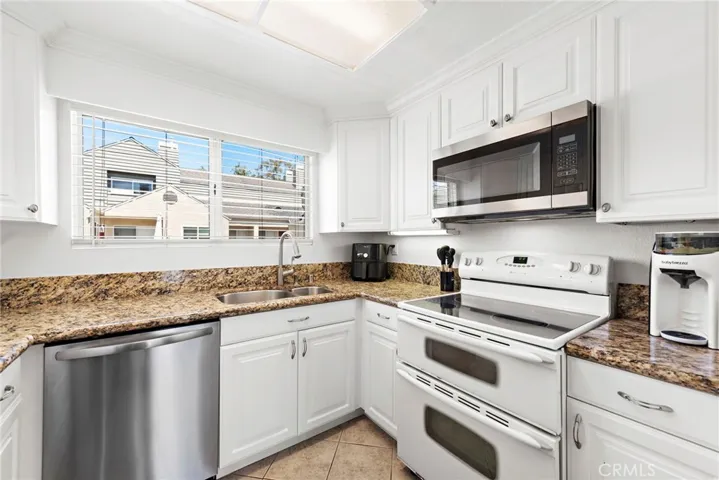 6 Stoneglen 79, Aliso Viejo, California 92656
