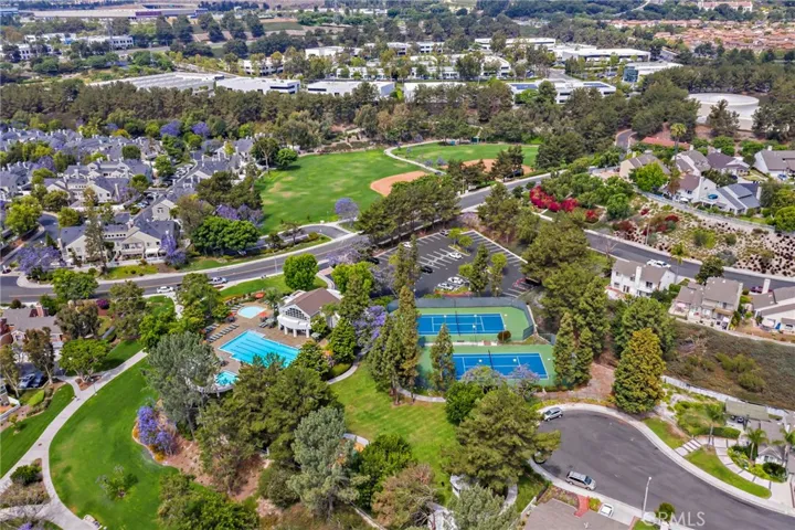 6 Stoneglen 79, Aliso Viejo, California 92656
