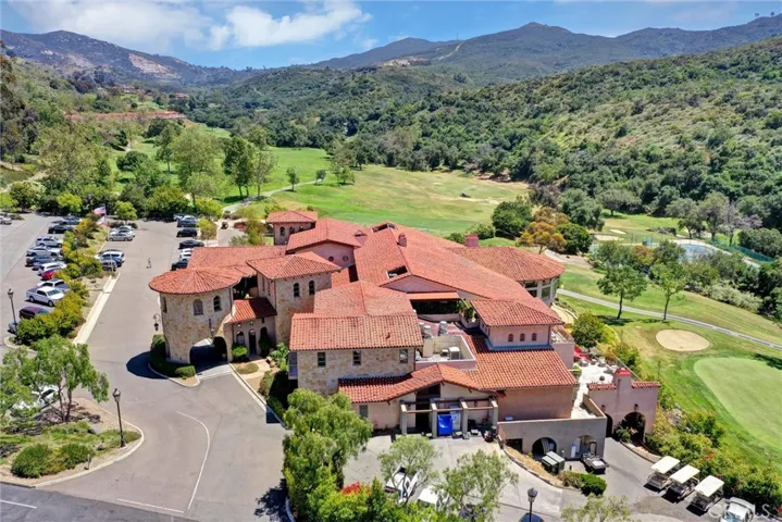 2280 Vista Valley Lane, Vista, California 92084