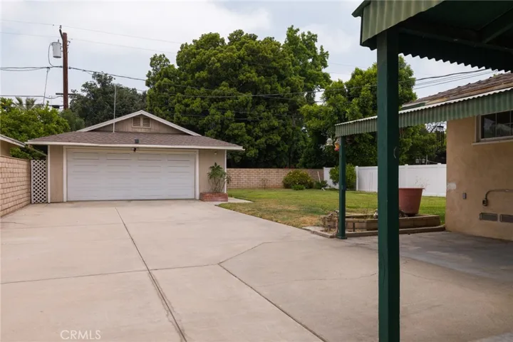 Rear yard / driveway