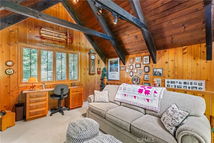 28643 Shenandoah Drive, Lake Arrowhead, California 92352