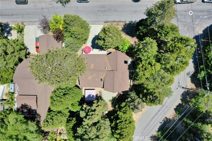 28643 Shenandoah Drive, Lake Arrowhead, California 92352