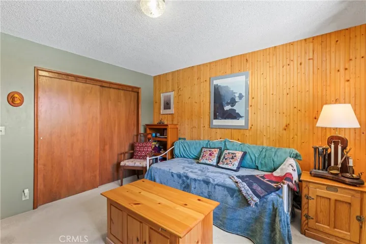 28643 Shenandoah Drive, Lake Arrowhead, California 92352