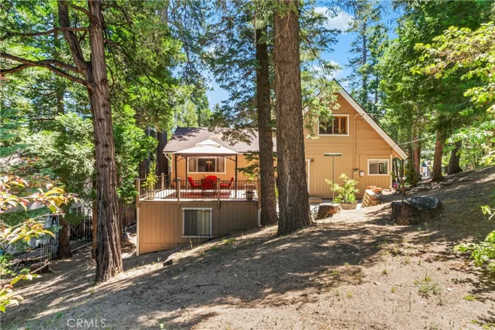 28643 Shenandoah Drive, Lake Arrowhead, California 92352