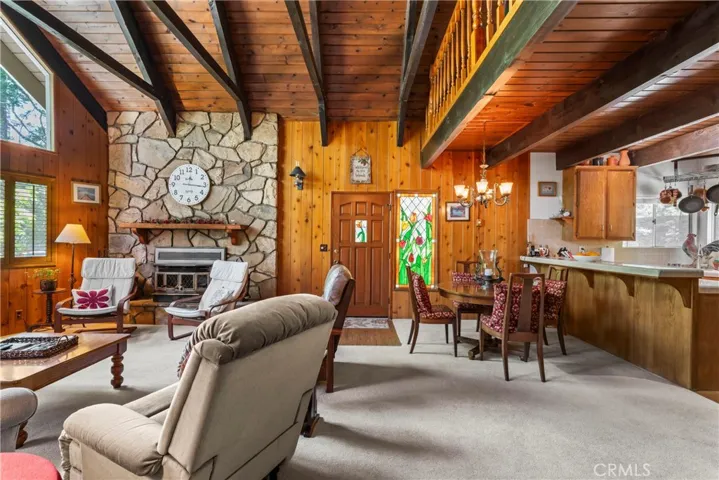 28643 Shenandoah Drive, Lake Arrowhead, California 92352