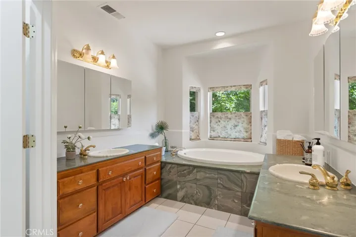 626 Jardin Way, Chico, California 95926
