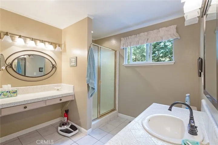 6070 Dana Circle, Magalia, California 95954