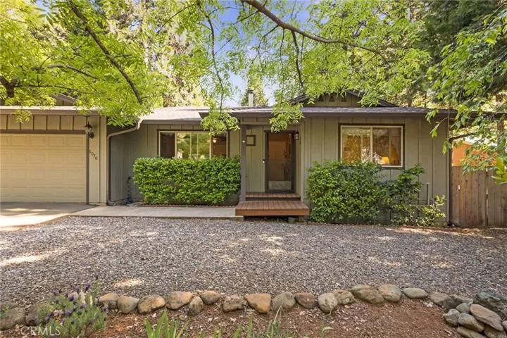 6070 Dana Circle, Magalia, California 95954