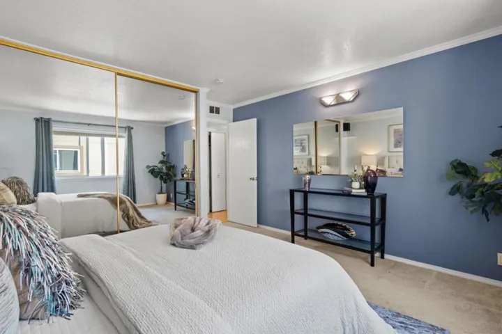 2464 W Bayshore Road 3, Palo Alto, California 94303