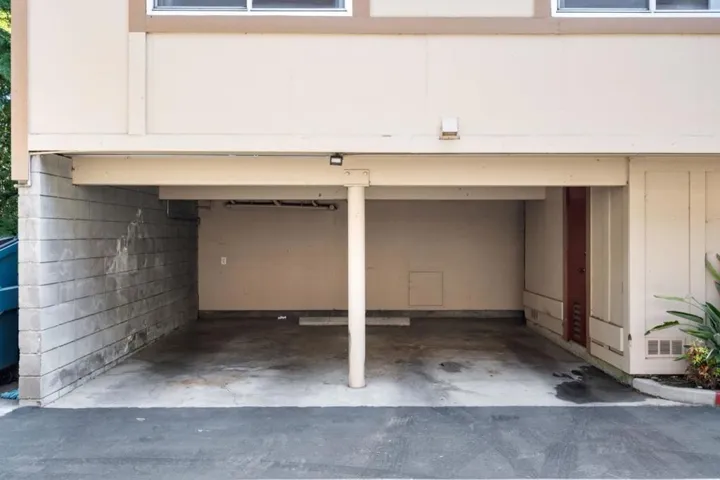 2464 W Bayshore Road 3, Palo Alto, California 94303