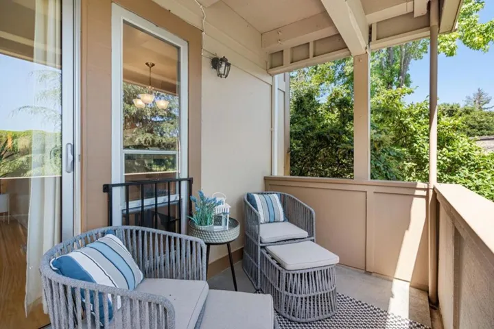 2464 W Bayshore Road 3, Palo Alto, California 94303