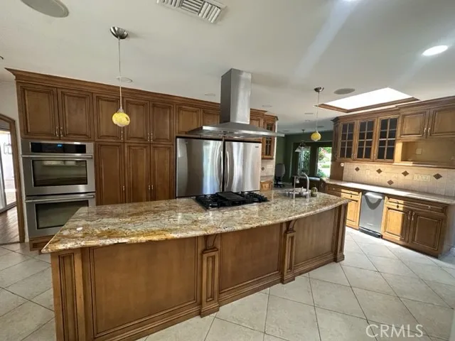 17334 Knapp Street, Northridge, California 91325
