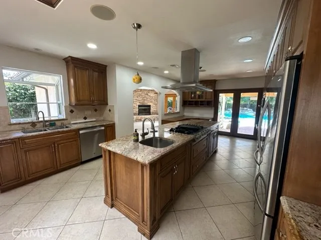 17334 Knapp Street, Northridge, California 91325