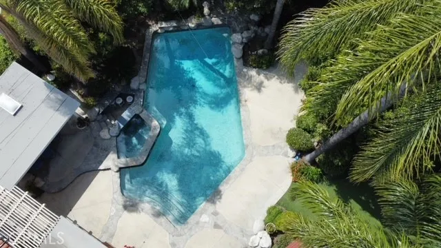 17334 Knapp Street, Northridge, California 91325