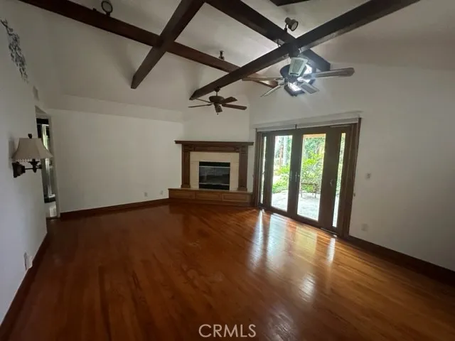 17334 Knapp Street, Northridge, California 91325