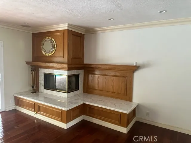 17334 Knapp Street, Northridge, California 91325