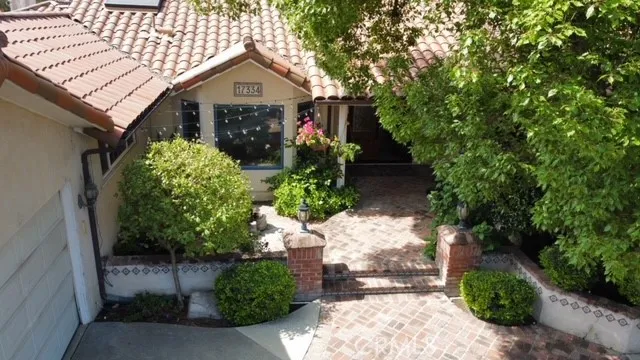 17334 Knapp Street, Northridge, California 91325