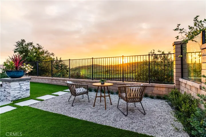31 Heliotrope, Lake Forest, California 92630