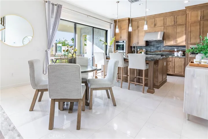 31 Heliotrope, Lake Forest, California 92630