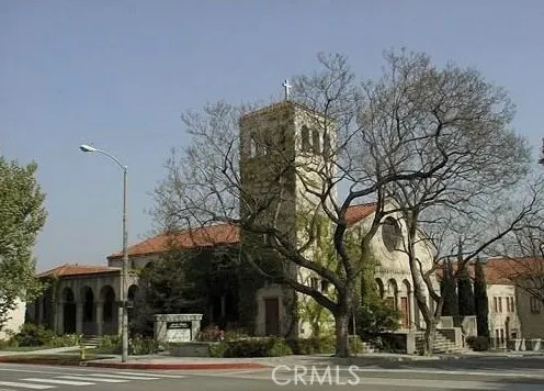 221 W Grandview Avenue, Sierra Madre, California 91024